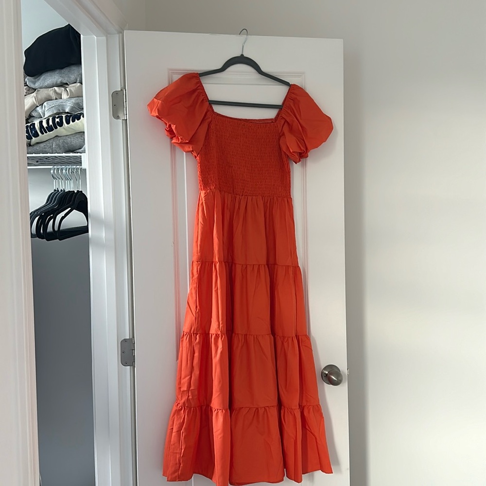 Midi puff sleeve dress